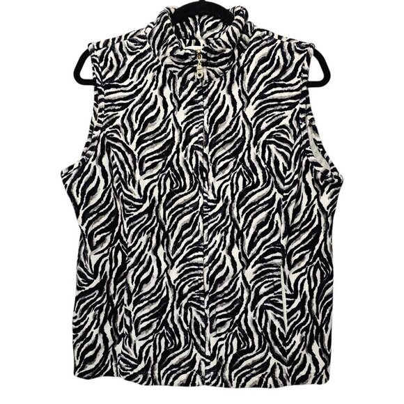 💥Charter Club Zebra Animal Print Zip Up Quilted Black And Gray Vest - Picture 1 of 7